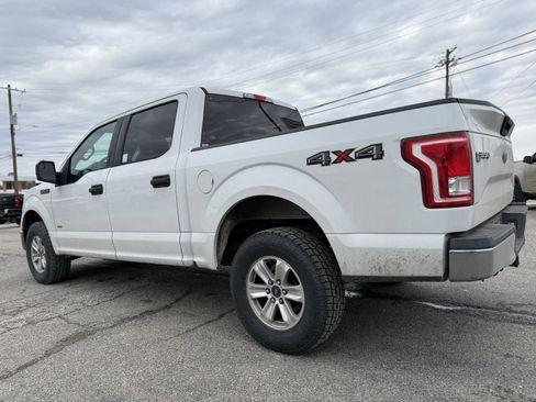 Used 2015 Ford F150 XLT image 4