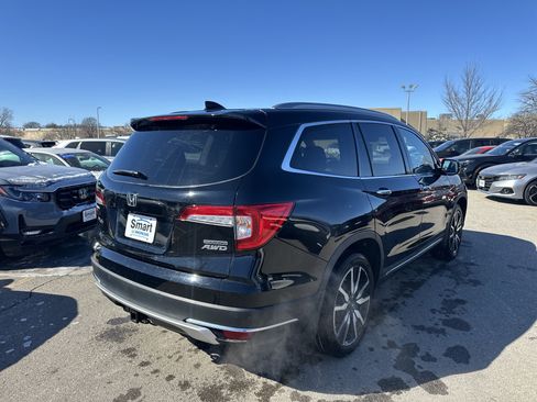 Used 2020 Honda Pilot Touring image 4