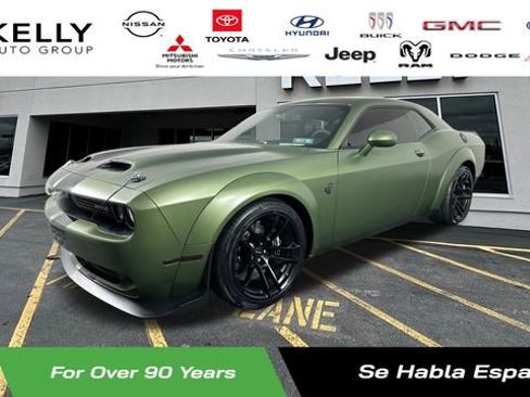 Used 2022 Dodge Challenger SRT Hellcat image 1