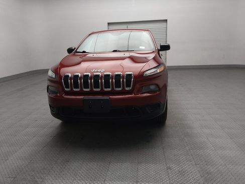 Used 2015 Jeep Cherokee Sport FWD image 15