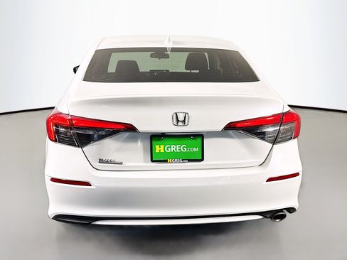 Used 2023 Honda Civic Sport image 8