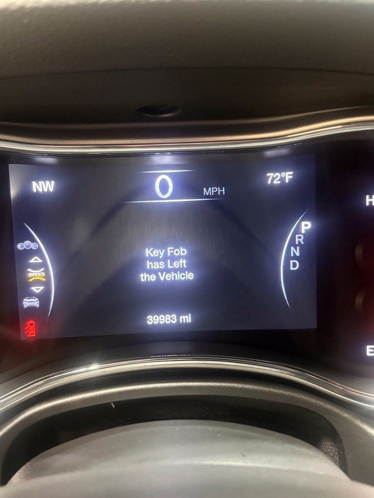 Used 2018 Jeep Grand Cherokee Limited AWD/4WD image 9