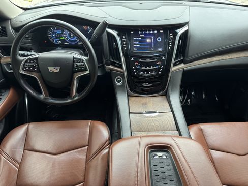 Used 2016 Cadillac Escalade Premium RWD image 13