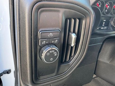 Used 2021 Chevrolet Silverado 1500 Custom image 13