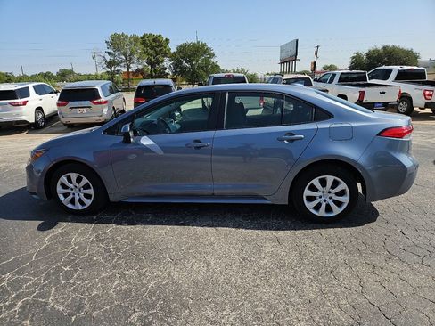 Used 2024 Toyota Corolla LE FWD image 6
