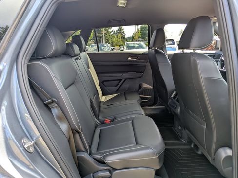 Used 2020 Volkswagen Atlas Cross Sport SE AWD/4WD image 31