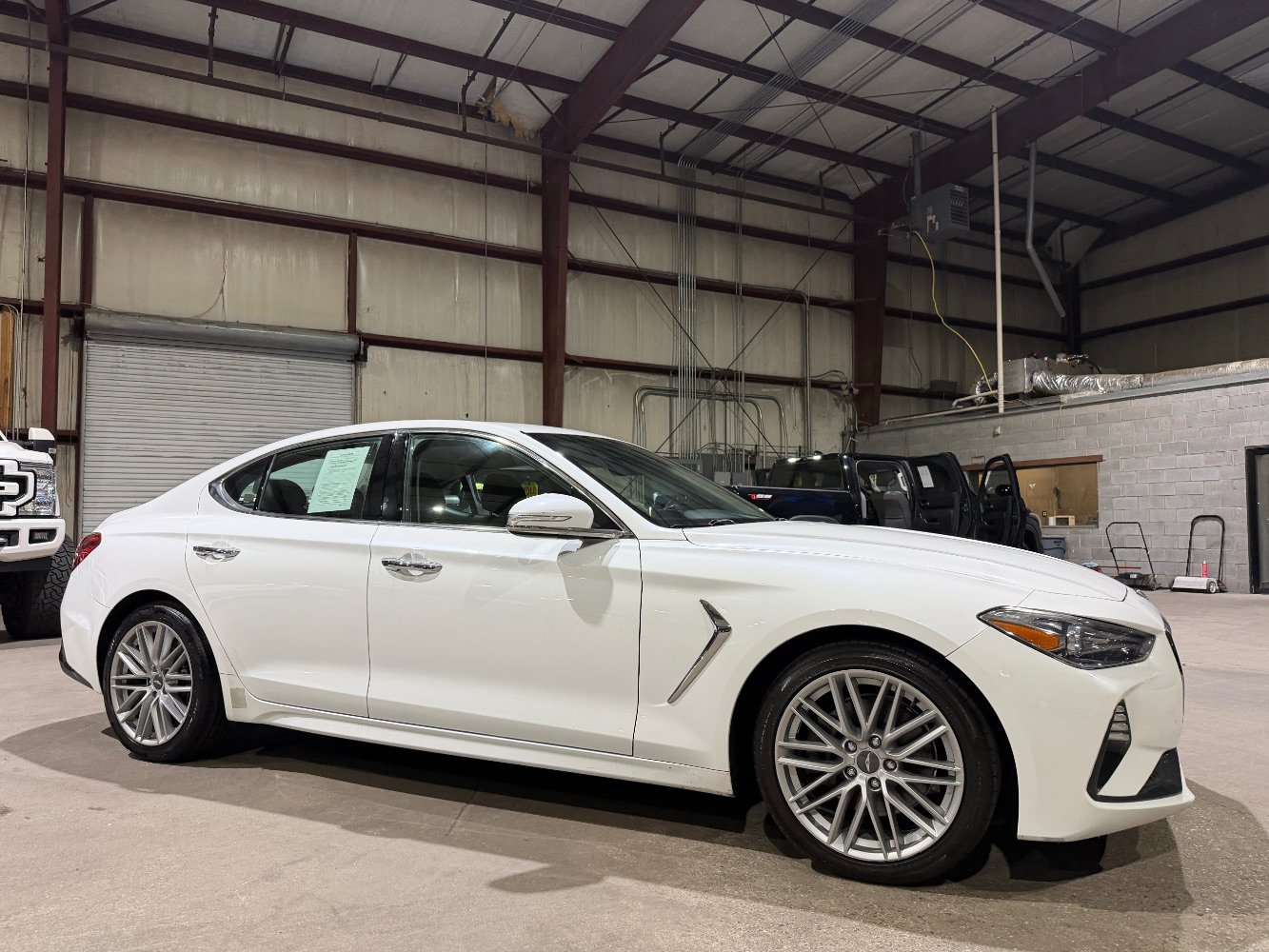 Used 2021 Genesis G70 2.0T RWD image 3