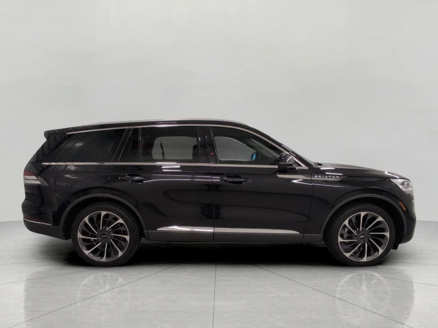 Used 2020 Lincoln Aviator Reserve w/ Equipment Group 202A AWD/4WD image 40