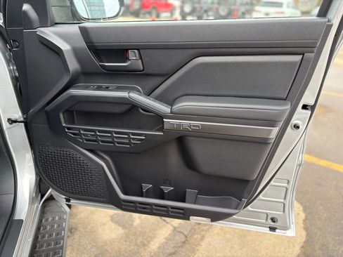 New 2026 Toyota 4Runner 4WD image 23