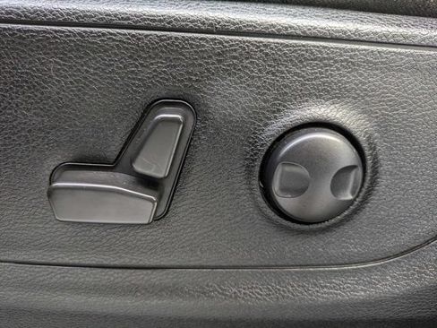 Used 2022 RAM 1500 Big Horn RWD image 19