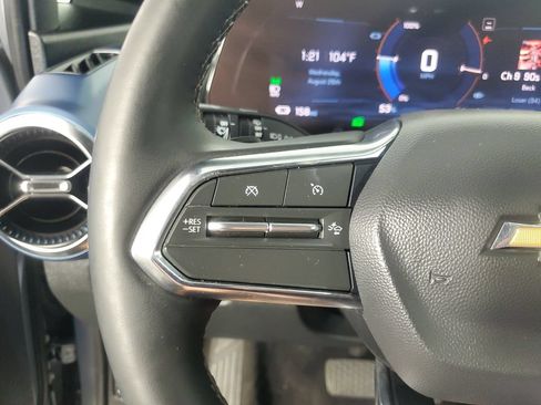 Used 2025 Chevrolet Equinox EV LT FWD image 24