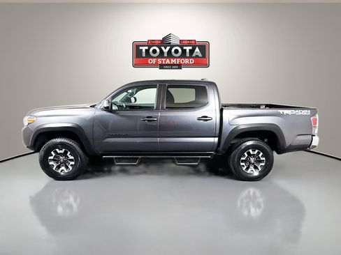Certified 2023 Toyota Tacoma TRD Off-Road AWD/4WD image 4