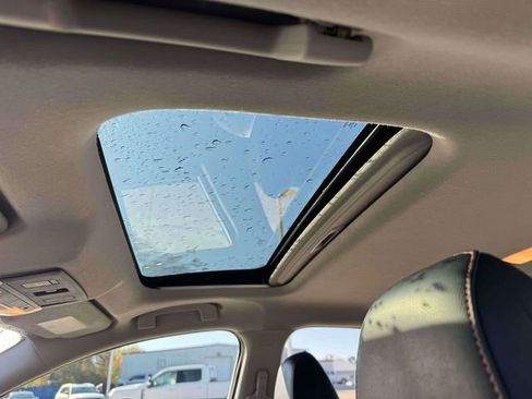 Used 2024 Nissan Sentra SR w/ SR Premium Package image 24