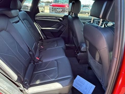 Used 2023 Audi Q3 2.0T Premium Plus AWD/4WD image 13