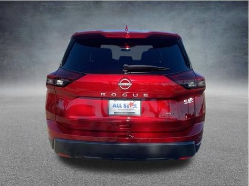 Used 2025 Nissan Rogue SV AWD/4WD image 6