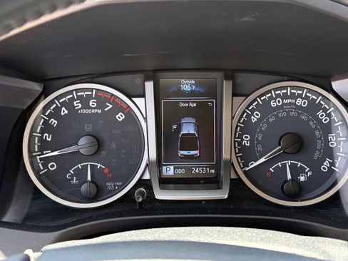 Used 2023 Toyota Tacoma SR5 w/ Technology Package AWD/4WD image 11