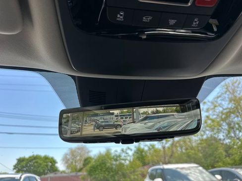 New 2025 Kia Carnival SX Prestige image 39