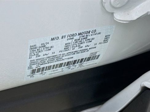 Used 2024 Ford Explorer ST w/ Equipment Group 401A AWD/4WD image 34