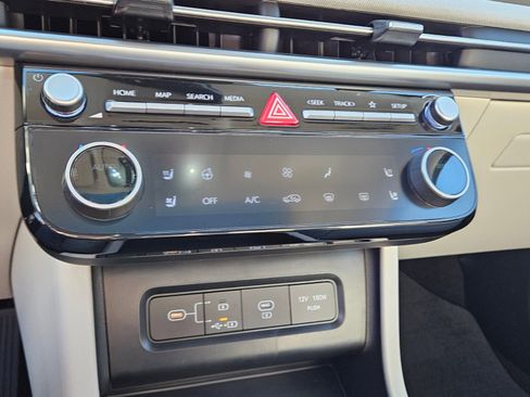 New 2026 Hyundai Tucson Limited FWD image 23