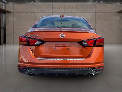 Used 2022 Nissan Altima 2.5 SR image 4