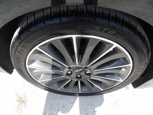 Used 2016 Lincoln MKZ w/ Equipment Group 300A Reserve image 14