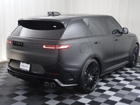 Used 2024 Land Rover Range Rover Sport AWD/4WD image 19