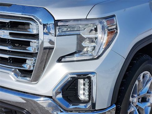 Used 2021 GMC Sierra 1500 SLT image 10