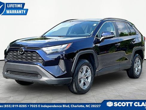 Used 2024 Toyota RAV4 XLE w/ Convenience Package FWD image 3