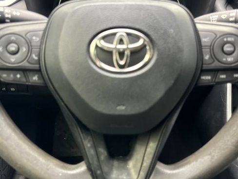 Used 2021 Toyota RAV4 LE FWD image 56