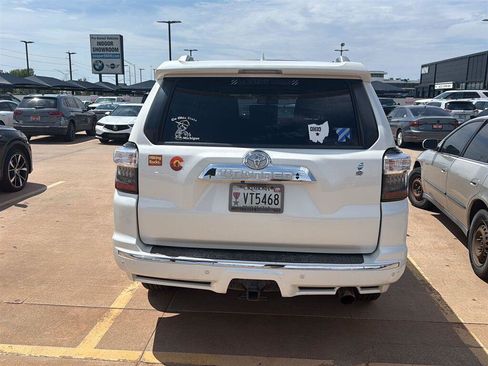 Used 2018 Toyota 4Runner Limited RWD image 10