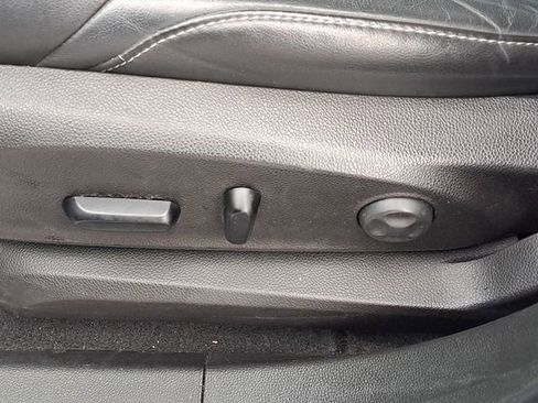 Used 2019 Buick Envision Essence image 6