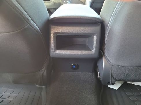 Used 2022 Toyota Camry LE FWD image 17