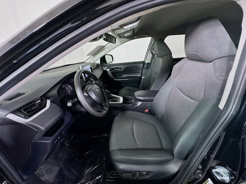 Used 2024 Toyota RAV4 XLE image 13