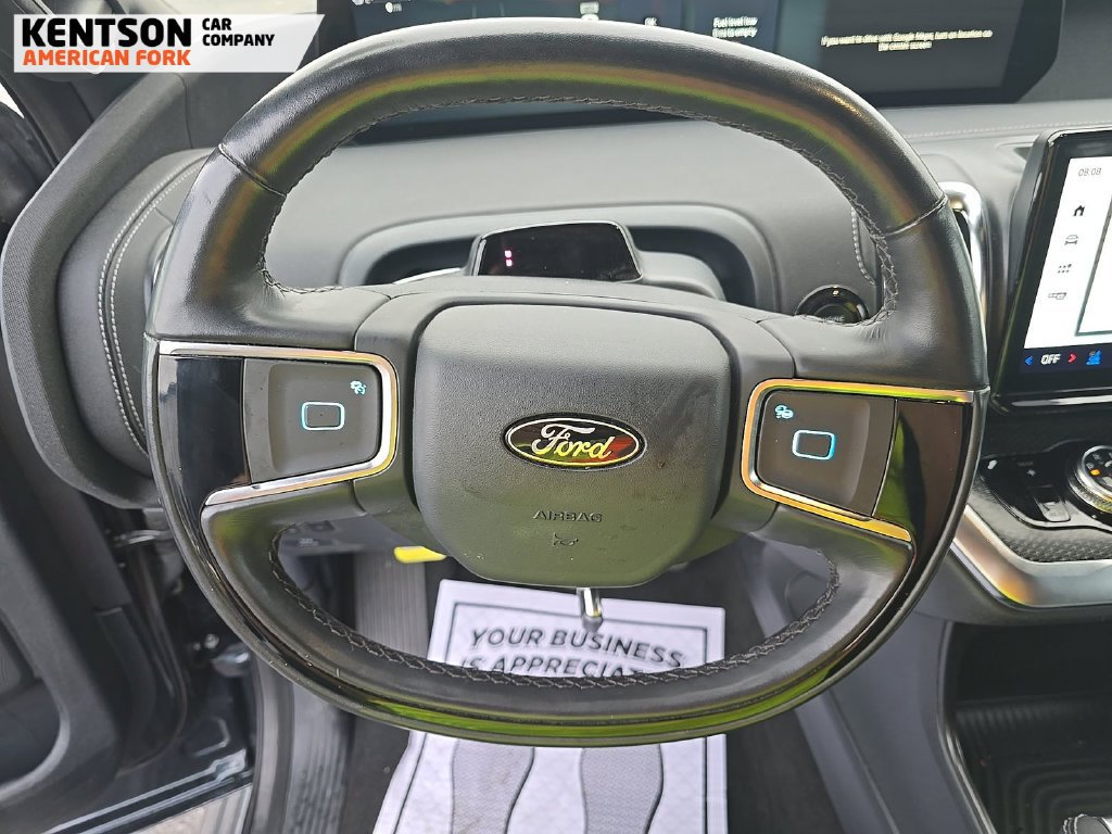 Used 2025 Ford Expedition Max Platinum w/ Stealth Performance Package AWD/4WD image 6