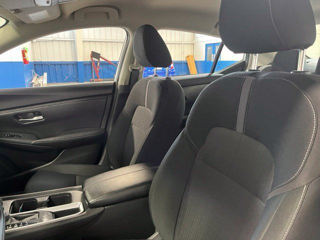 Used 2025 Nissan Sentra SV FWD image 24