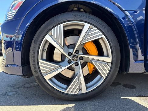 Used 2022 Audi e-tron Prestige AWD/4WD image 27