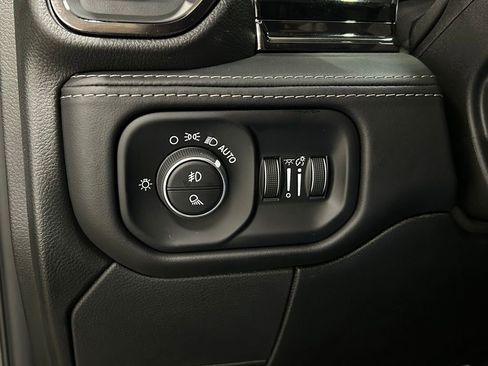 Used 2025 RAM 3500 Limited image 26