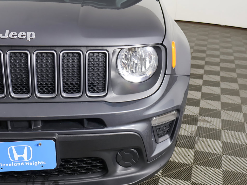 Used 2023 Jeep Renegade Latitude AWD/4WD image 13