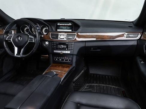 Used 2015 Mercedes-Benz E 350 4MATIC Sedan image 8