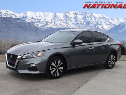 Used 2022 Nissan Altima 2.5 SV