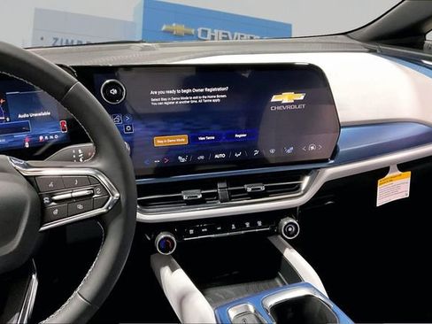 New 2026 Chevrolet Equinox EV LT FWD image 7