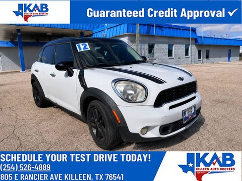 Used 2012 MINI Cooper Countryman S FWD image 2