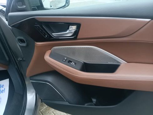 Used 2023 Acura MDX SH-AWD w/ Technology Package image 28