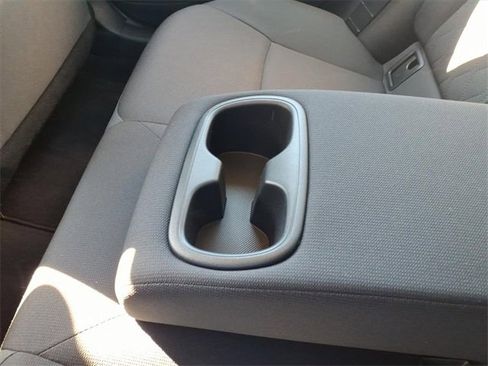 Used 2020 Toyota Corolla LE image 8