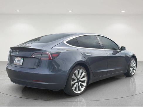 Used 2019 Tesla Model 3 Standard Range Plus RWD image 4