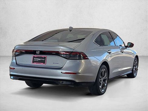 New 2026 Honda Accord EX-L image 2