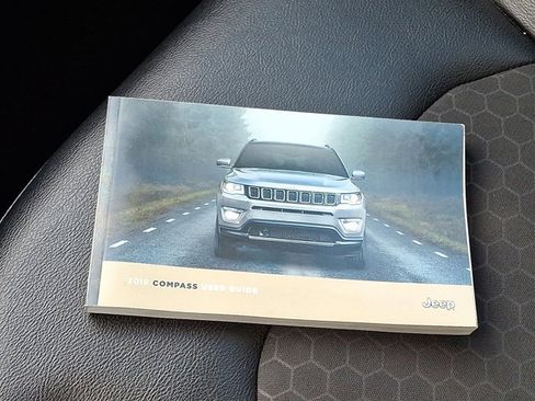Used 2018 Jeep Compass Latitude w/ Popular Equipment Group image 26
