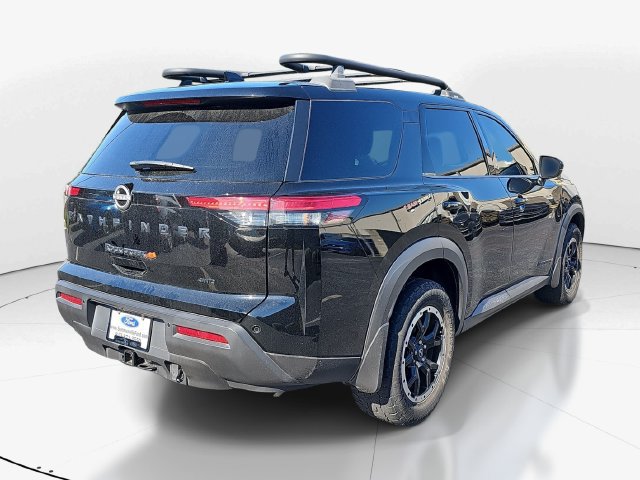 Used 2023 Nissan Pathfinder Rock Creek AWD/4WD image 3