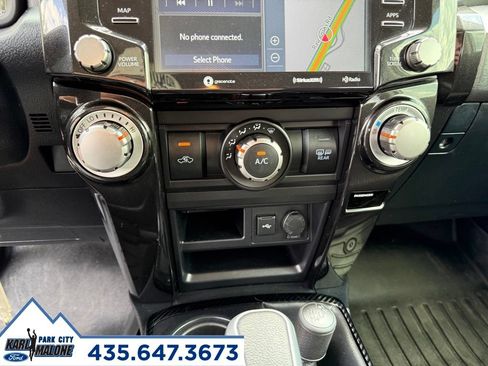 Used 2020 Toyota 4Runner TRD Off-Road AWD/4WD image 22