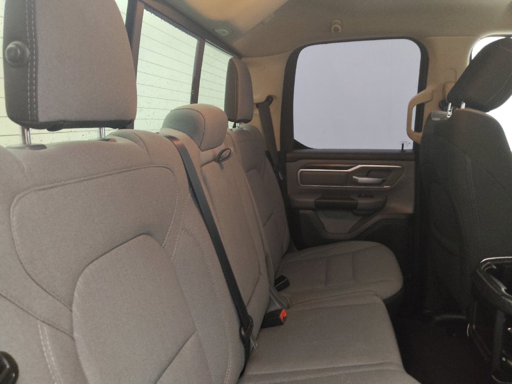 Used 2020 RAM 1500 Big Horn RWD image 19